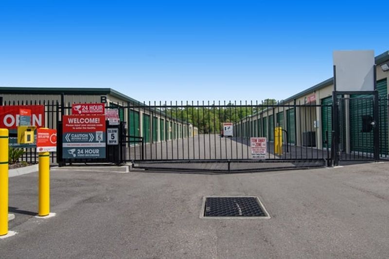 Property 5831 image number 3