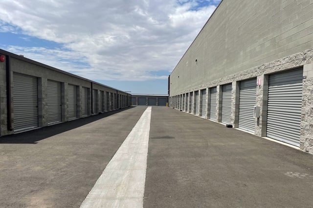 Property 5840 image number 1