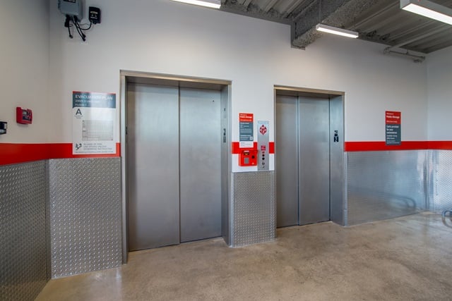 Property 5841 image number 3