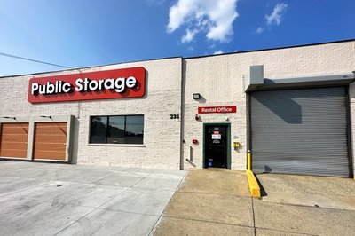 Property at 77657 - Boston / N Beacon - Market St image number 0