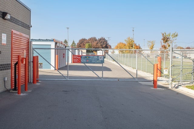 Public Storage  47555 Gratiot Ave in Chesterfield Twp, MI