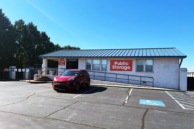 20×10 Public Storage: Parking Lot in Lawrenceville, GA 1475 Grayson Hwy Lawrenceville, Georgia