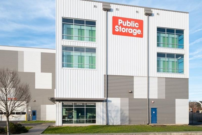 Public Storage