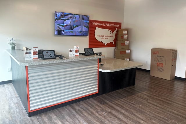 Property 5880 image number 2