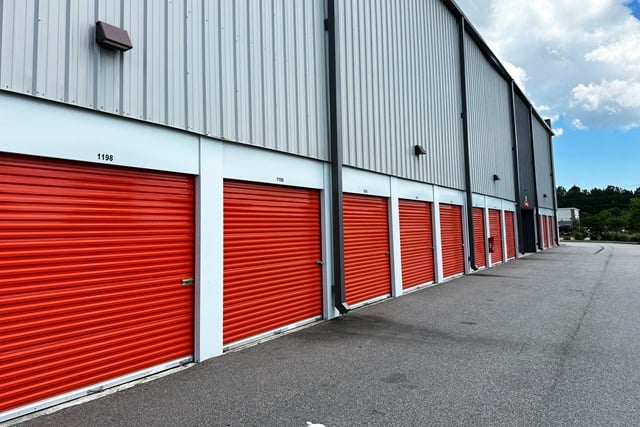 Property 5881 image number 1