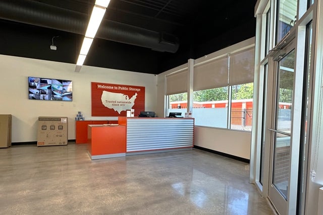 Property 5889 image number 2