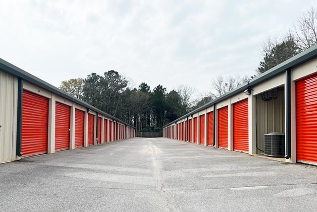 Property 5892 image number 1