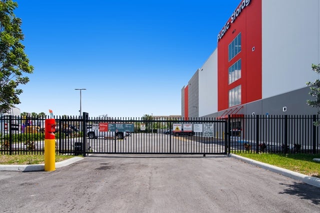 Self Storage Unit in miami, Florida 3
