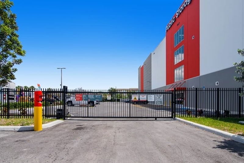 Property 5896 image number 3