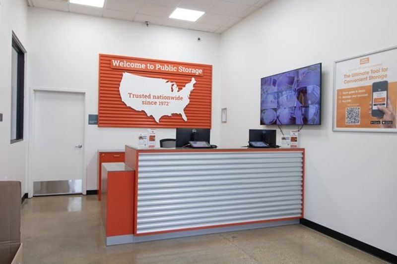 Property 5906 image number 2