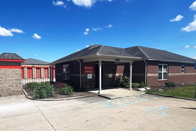 20 x 10 Public Storage: Self Storage Unit in Lafayette, Indiana