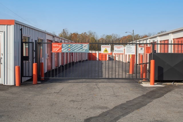 Public Storage  3171 S High St in Columbus, OH