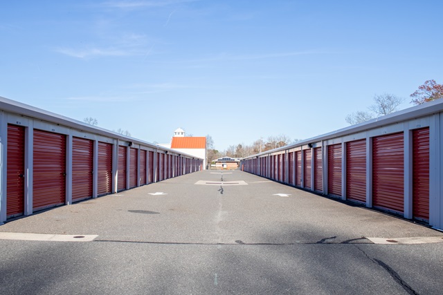 Public Storage in Barnegat, NJ  220 S Main St 2