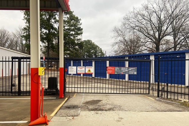 Public Storage  8650 Midsouth Dr in Olive Branch, MS