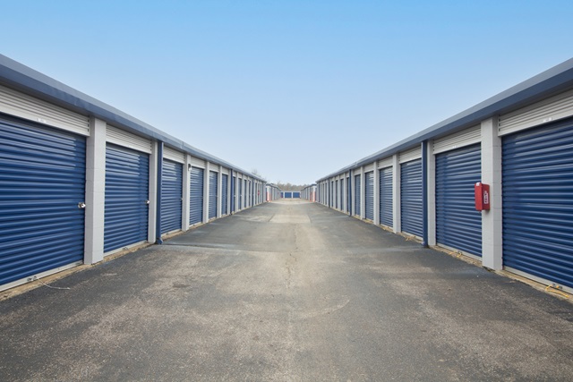 Public Storage in Collierville, TN  651 S Rowlett St 2