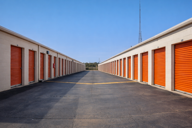 Property 595 image number 1