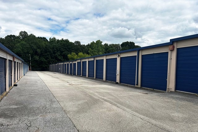 Public Storage in Memphis, TN  4720 Getwell Rd 2
