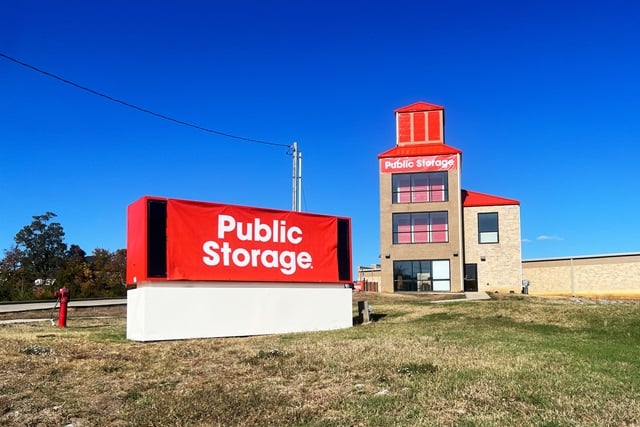 30×12 Public Storage: Parking Lot in Smyrna, TN 300 Wolverine Trl Smyrna, Tennessee