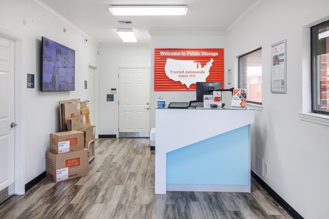 11×30 Parking Lot in Pearland, TX 5710 Broadway St Pearland, Texas 3