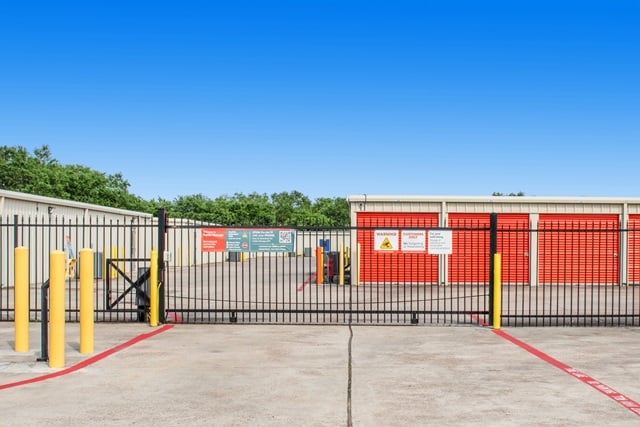 Self Storage Unit in League City, Texas 3