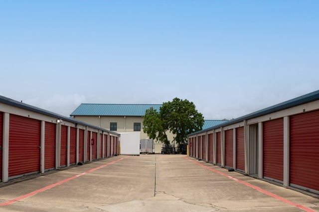 10×25 Parking Lot in Cypress, TX 15814 Mueschke Rd Cypress, Texas 2