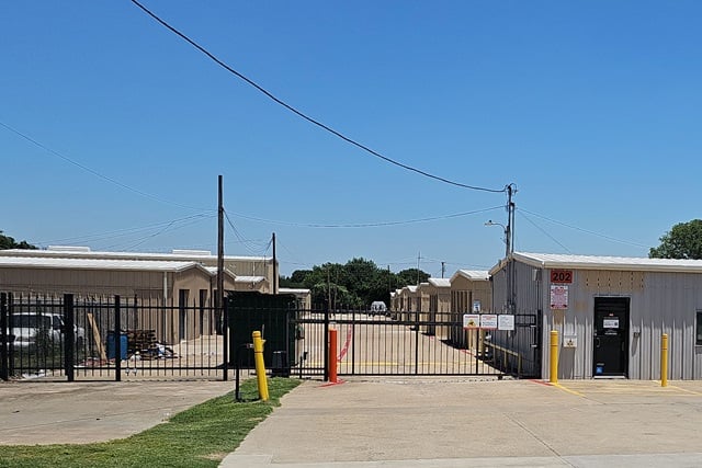 Property 5979 image number 2