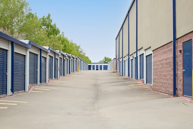 Public Storage in Ft. Worth, TX  5600 Bryant Irvin Rd 2