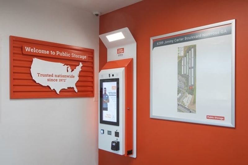 Property 599 image number 2