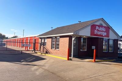 Public Storage