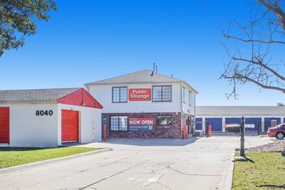 Public Storage