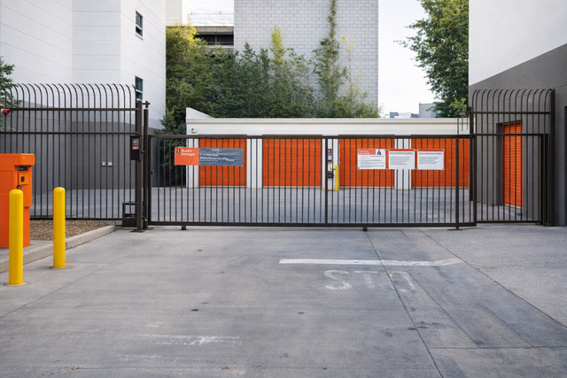 Property 6 image number 3