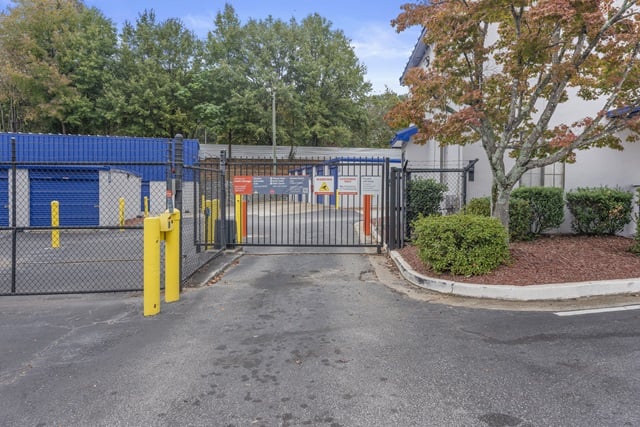 Public Storage  2804 HF Shepherd Dr in Decatur, GA