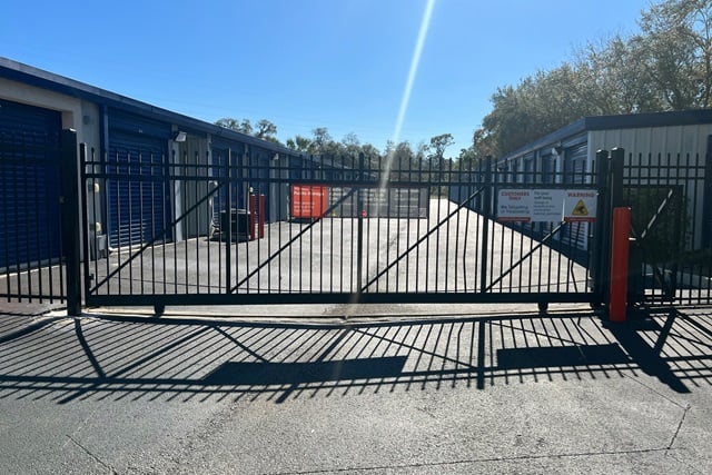Public Storage  14900 County Line Rd in Spring Hill, FL