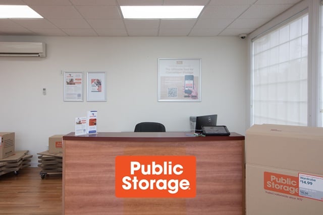 Public Storage in Bourbonnais, IL  1847 Armour Road 3