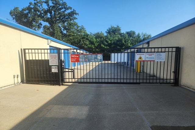Public Storage  1201 N 130th St in Kansas City, KS