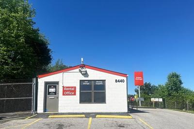 Property at 77815 - Saint Louis/Saint Charles Rock