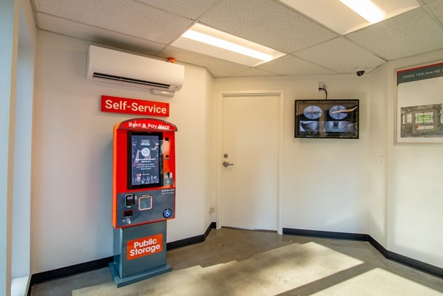 Property 604 image number 2