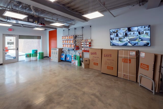 Property 6055 image number 2