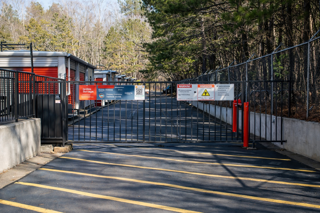 Property 608 image number 3