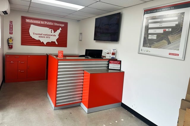 Property 609 image number 2