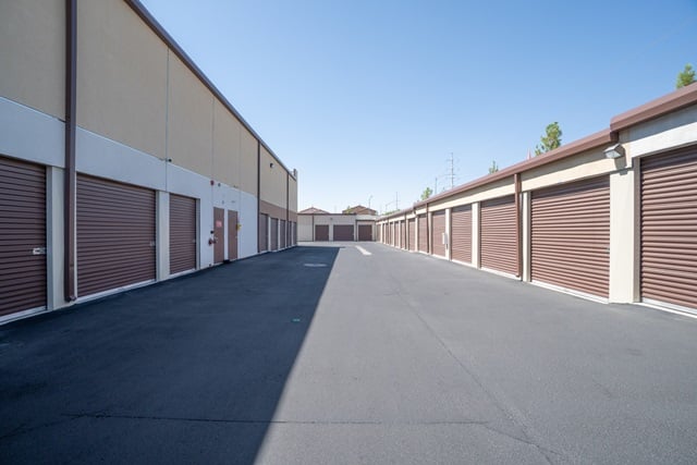 Public Storage in Las Vegas, NV  4622 S Hualapai Way 2