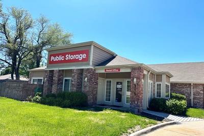 Public Storage