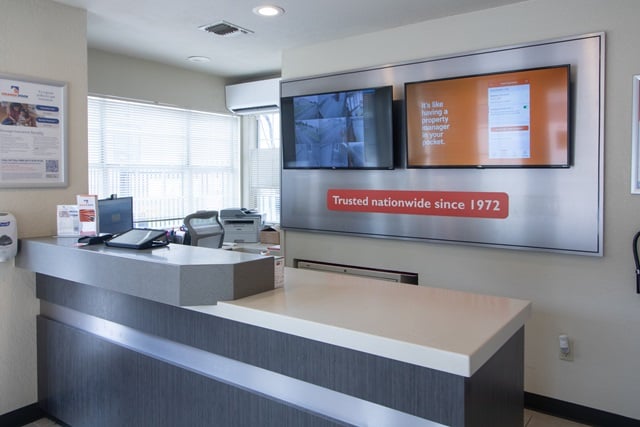 Property 6126 image number 2