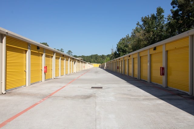 9×20 Parking Lot in Conroe, TX 1040 Gladstell St Conroe, Texas 2