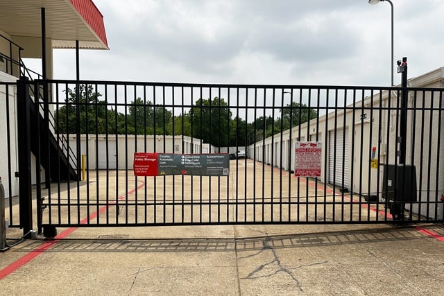 Property 6135 image number 1