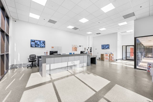 Property 6163 image number 2