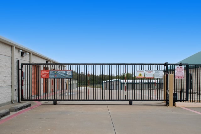 Property 6168 image number 3