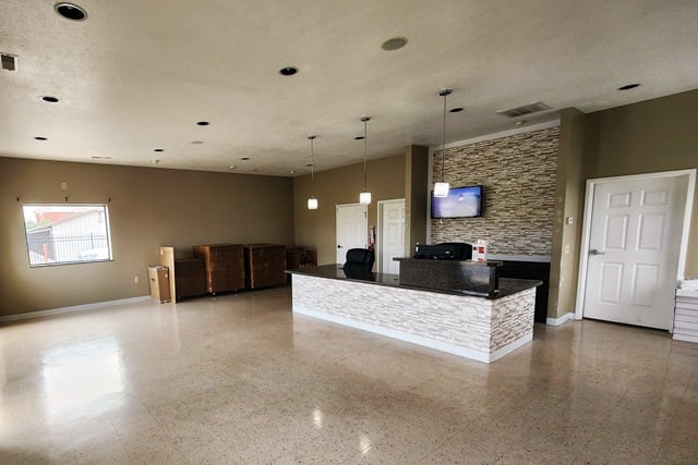 Property 6183 image number 1