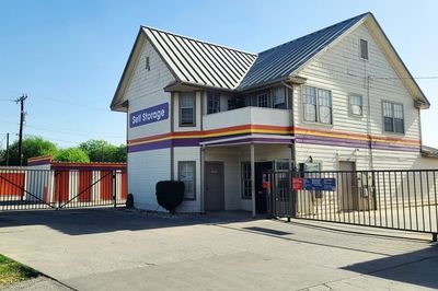 Property at 24503 - San Antonio/Zarzamra-Nogalitos image number 0
