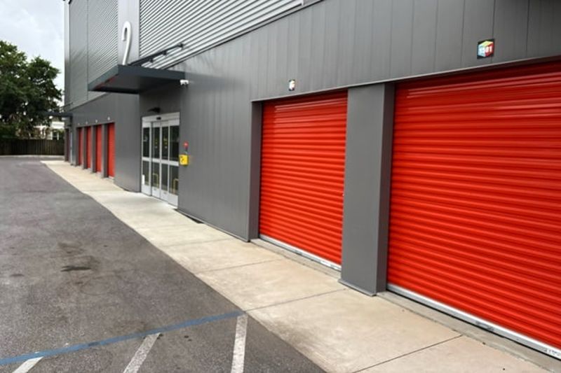 Property 6200 image number 1